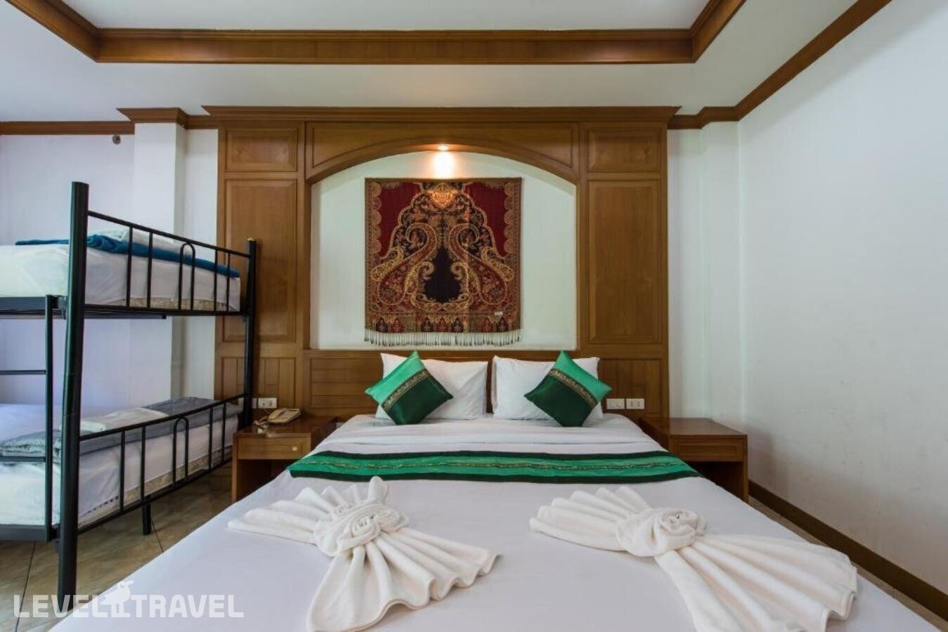 фотографии номера Семейный номер отеля Magnific Guesthouse Patong в Таиланд(Патонг Бич) - фото №45