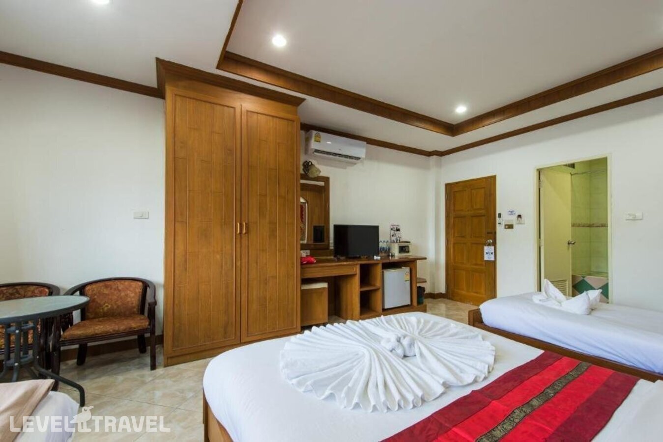 фотографии номера Семейный номер отеля Magnific Guesthouse Patong в Таиланд(Патонг Бич) - фото №58