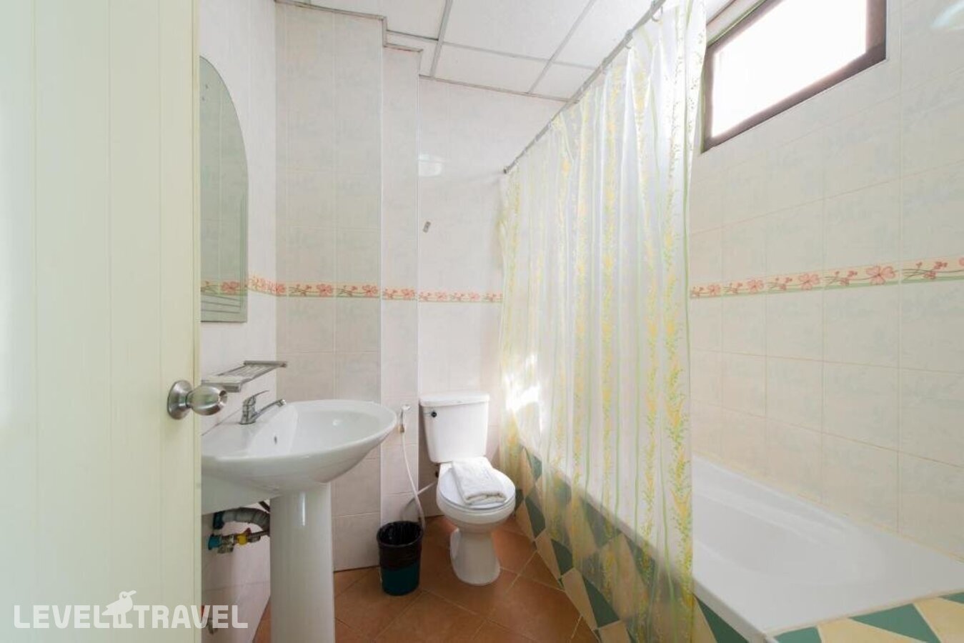 фотографии номера Семейный номер отеля Magnific Guesthouse Patong в Таиланд(Патонг Бич) - фото №54