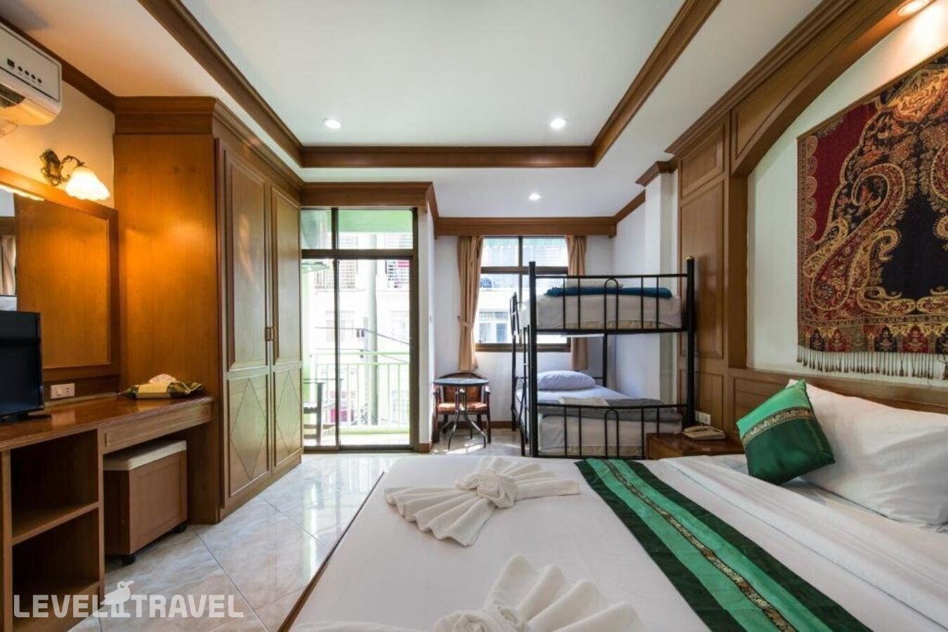фотографии номера Семейный номер отеля Magnific Guesthouse Patong в Таиланд(Патонг Бич) - фото №29