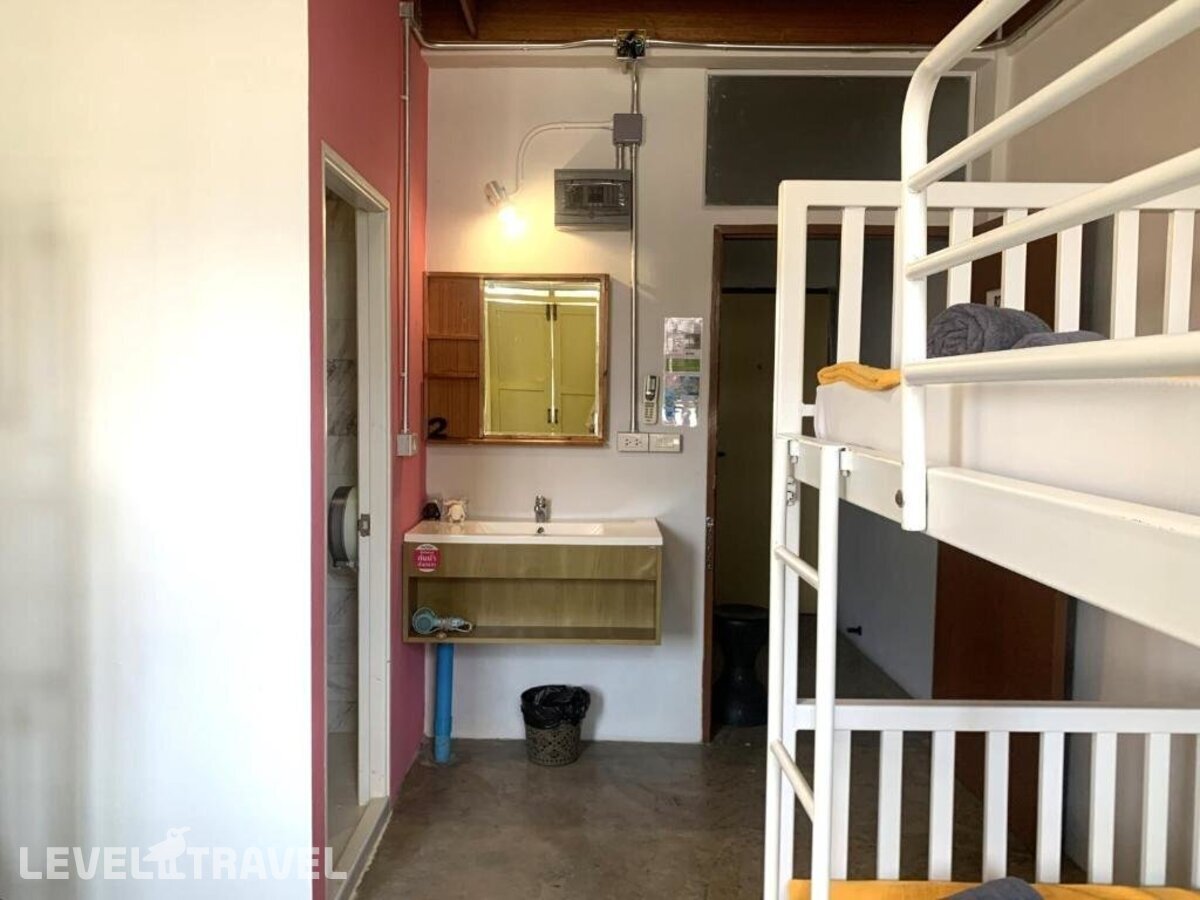 фотографии номера Общий номер отеля Sleep Sheep Phuket Hostel в Таиланд(город Пхукет) - фото №47