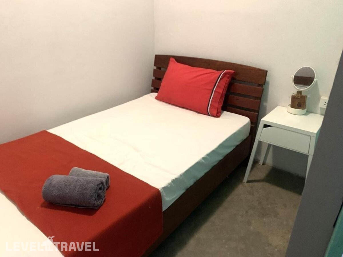 фотографии номера Общий номер отеля Sleep Sheep Phuket Hostel в Таиланд(город Пхукет) - фото №71