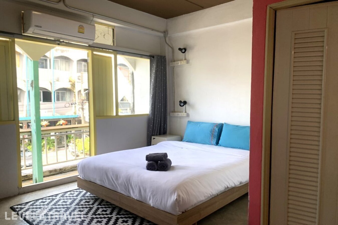 фотографии номера Стандартный номер отеля Sleep Sheep Phuket Hostel в Таиланд(город Пхукет) - фото №1