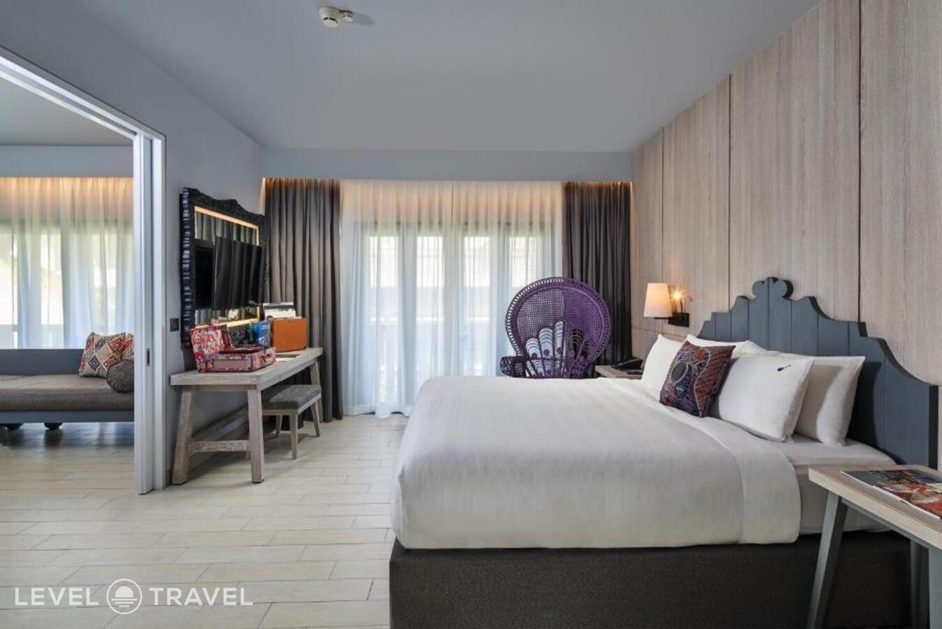 фотографии номера Семейный Люкс Roxity отеля Hard Rock Hotel Bali в Индонезия(Кута) - фото №1