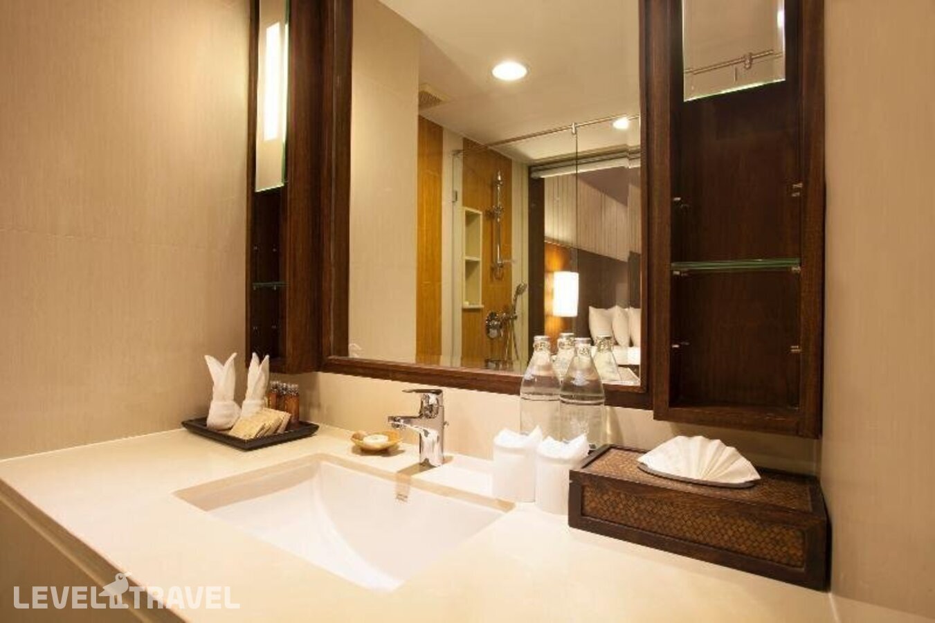 фотографии номера Стандартный номер отеля Courtyard By Marriott Phuket Patong Beach (Ex. Patong Merlin) в Таиланд(Патонг Бич) - фото №8