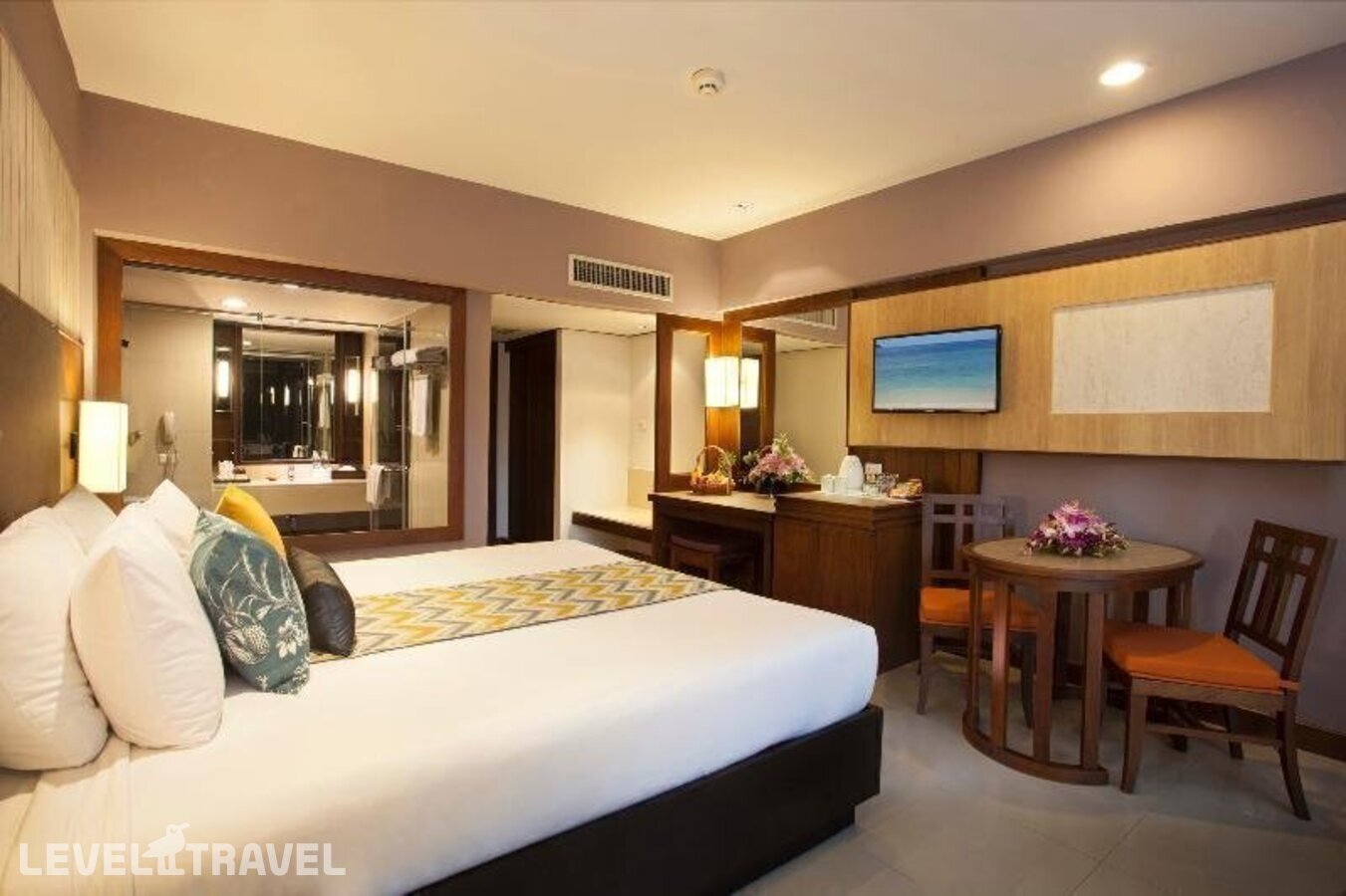 фотографии номера Стандартный номер отеля Courtyard By Marriott Phuket Patong Beach (Ex. Patong Merlin) в Таиланд(Патонг Бич) - фото №6