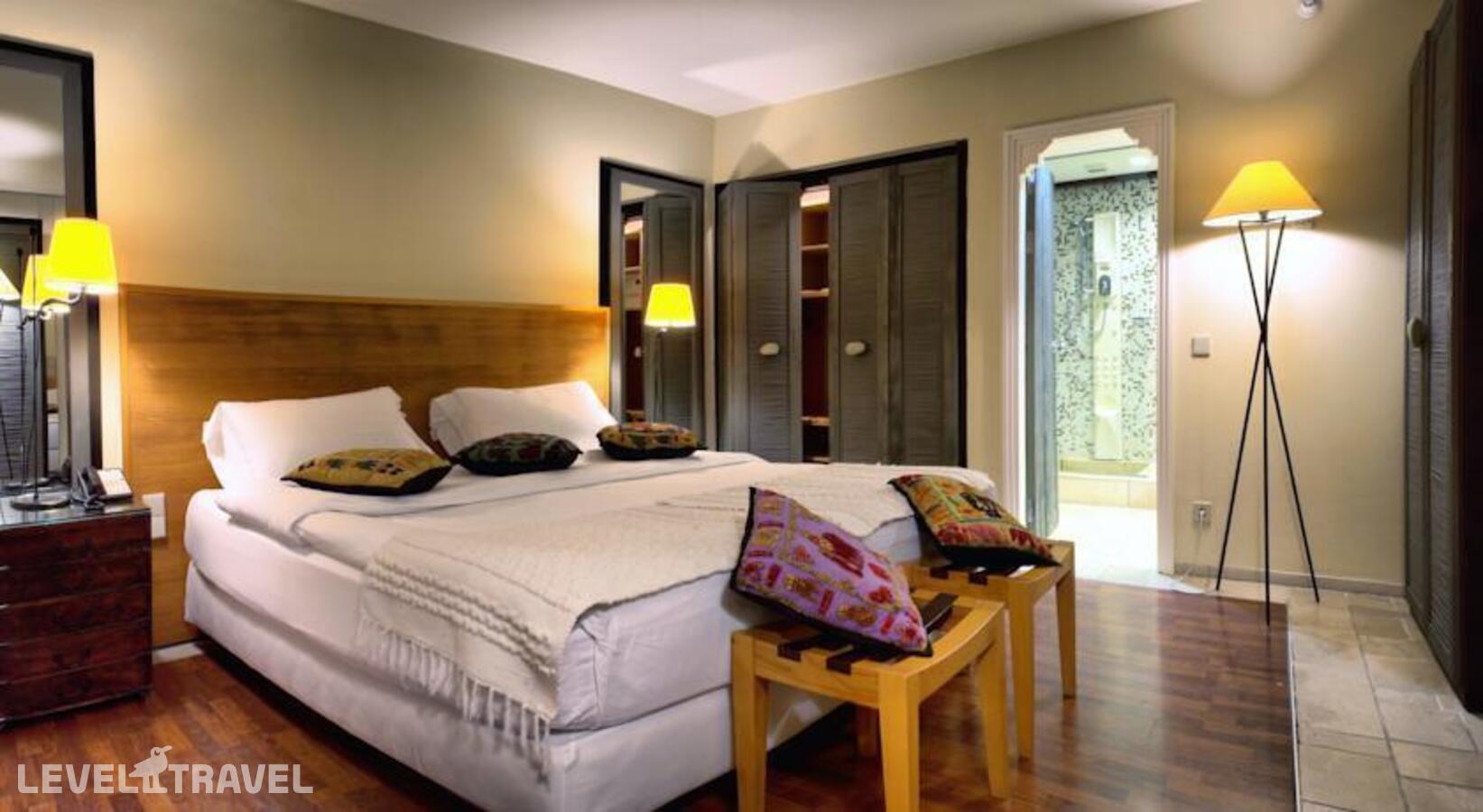 фотографии номера Номер Роскошный отеля The Marmara Hotel Bodrum (Adults Only 13+) в Турция(Бодрум - центр) - фото №3