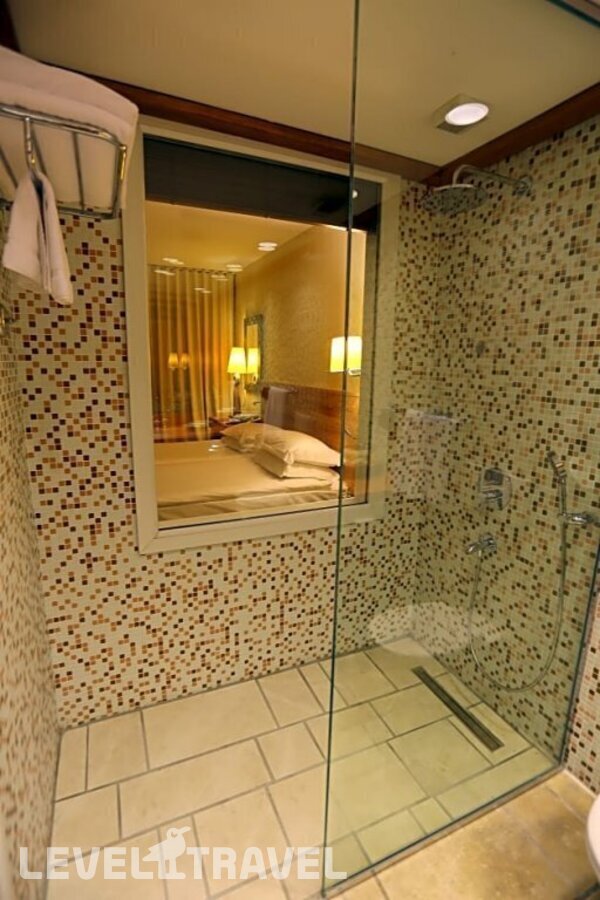 фотографии номера Номер Роскошный отеля The Marmara Hotel Bodrum (Adults Only 13+) в Турция(Бодрум - центр) - фото №9
