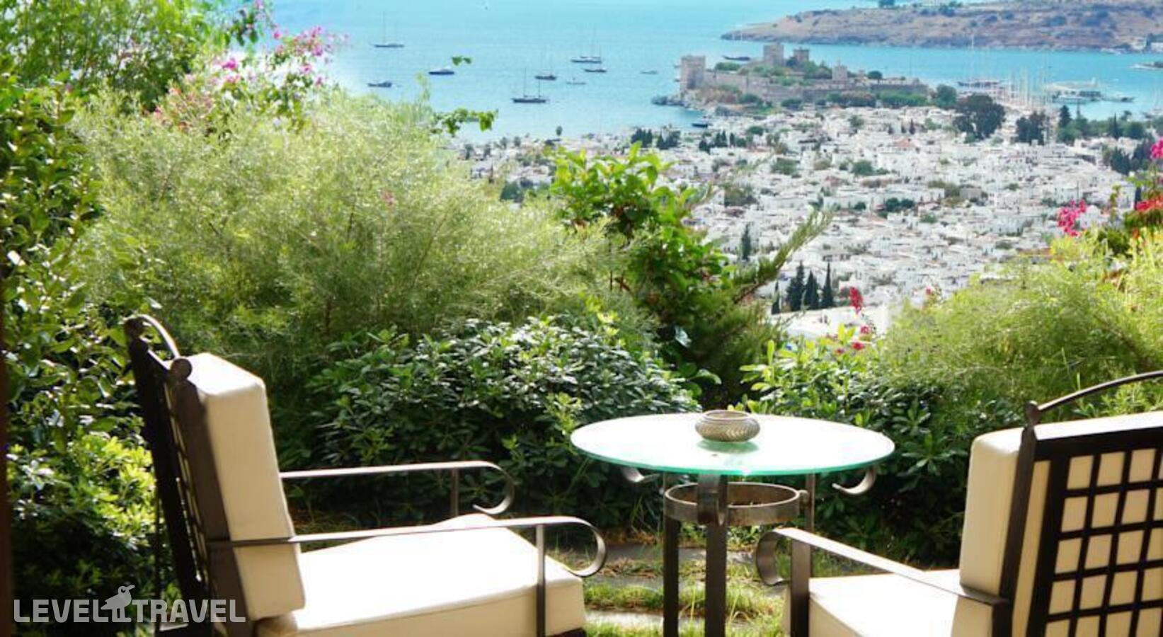 фотографии номера Номер Роскошный отеля The Marmara Hotel Bodrum (Adults Only 13+) в Турция(Бодрум - центр) - фото №2