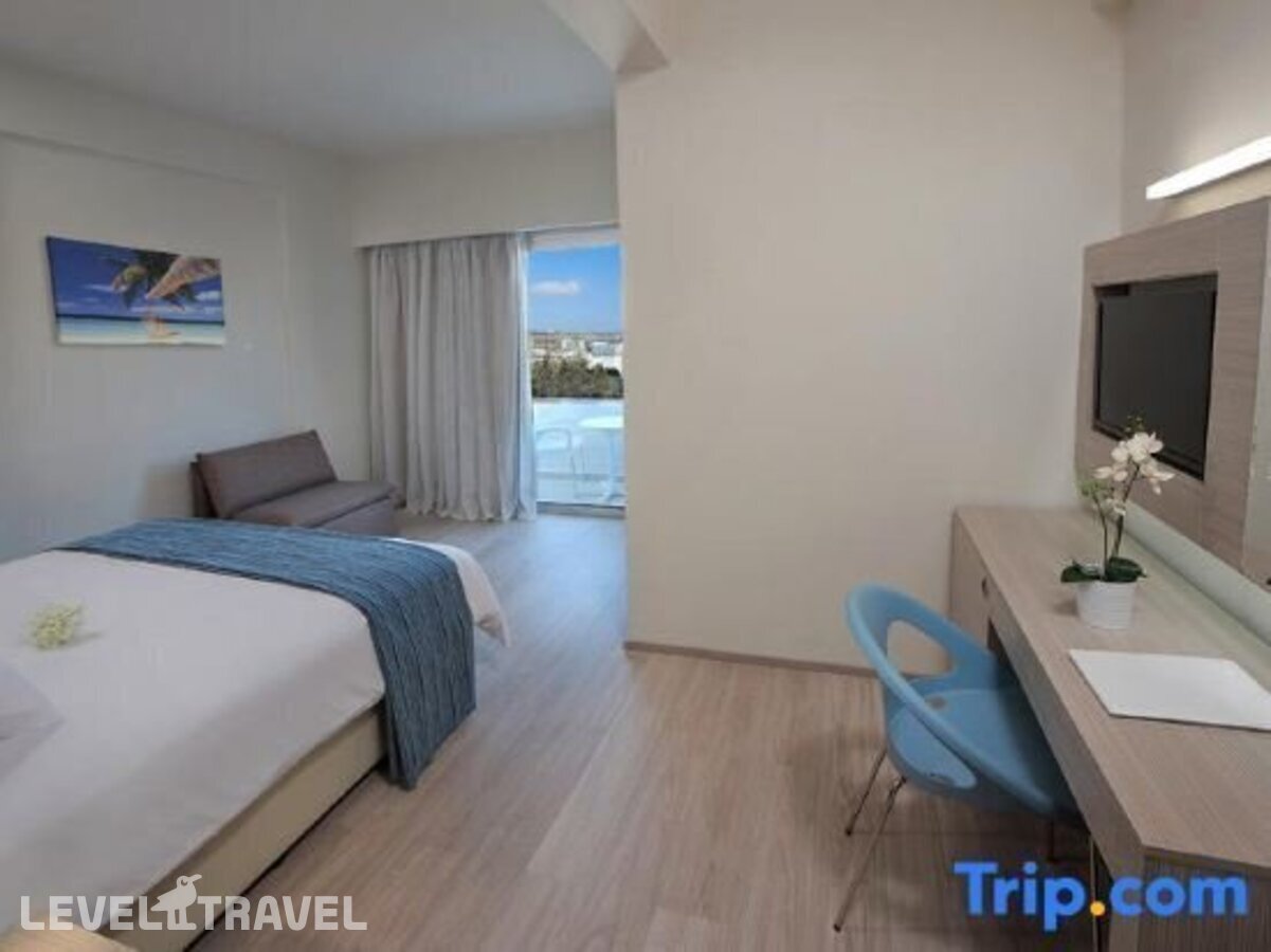 фотографии номера Улучшенный с видом на море отеля Nestor Hotel в Кипр(Пантаху Бич) - фото №13