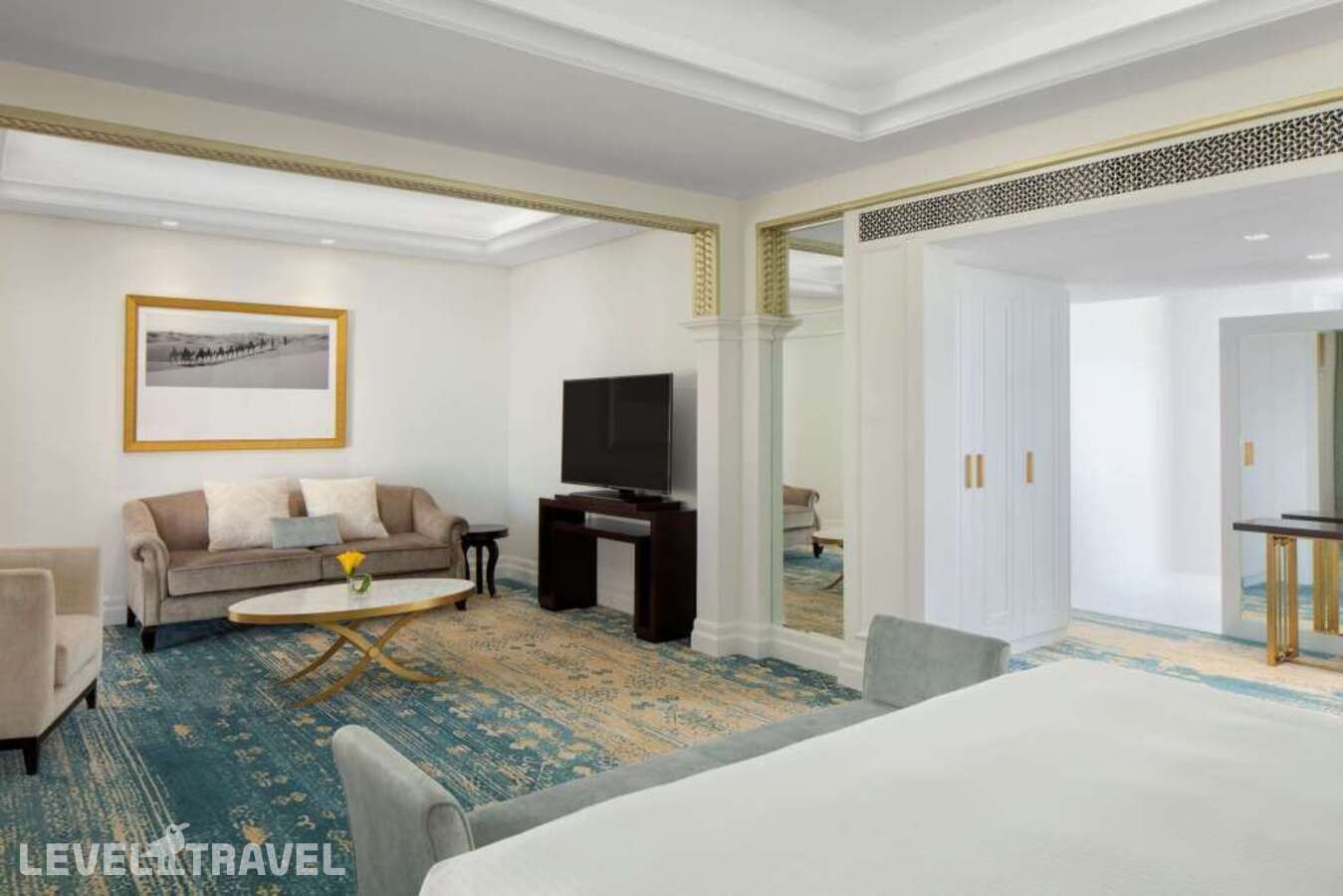 фотографии номера Люкс президентский отеля Radisson Blu Dubai Deira Creek в ОАЭ(Дейра) - фото №2