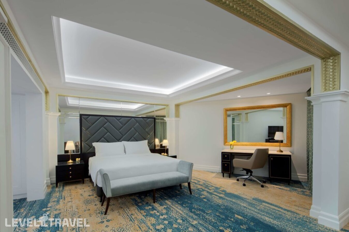 фотографии номера Люкс президентский отеля Radisson Blu Dubai Deira Creek в ОАЭ(Дейра) - фото №1