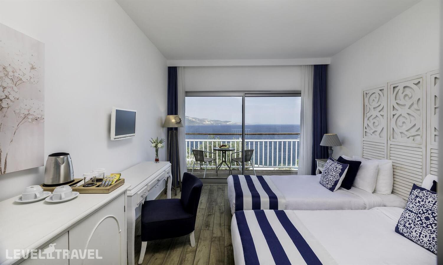 фотографии номера Стандартный с видом на море отеля Blue Dreams Resort & Spa в Турция(Торба) - фото №1