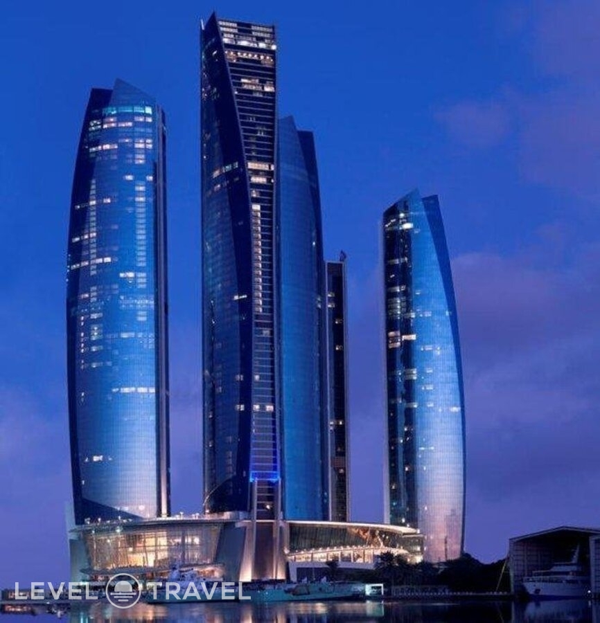 фотографии номера Стандартный номер отеля Conrad Abu Dhabi Etihad Towers (Ex.Jumeirah At Etihad Towers) в ОАЭ(Абу-Даби) - фото №1