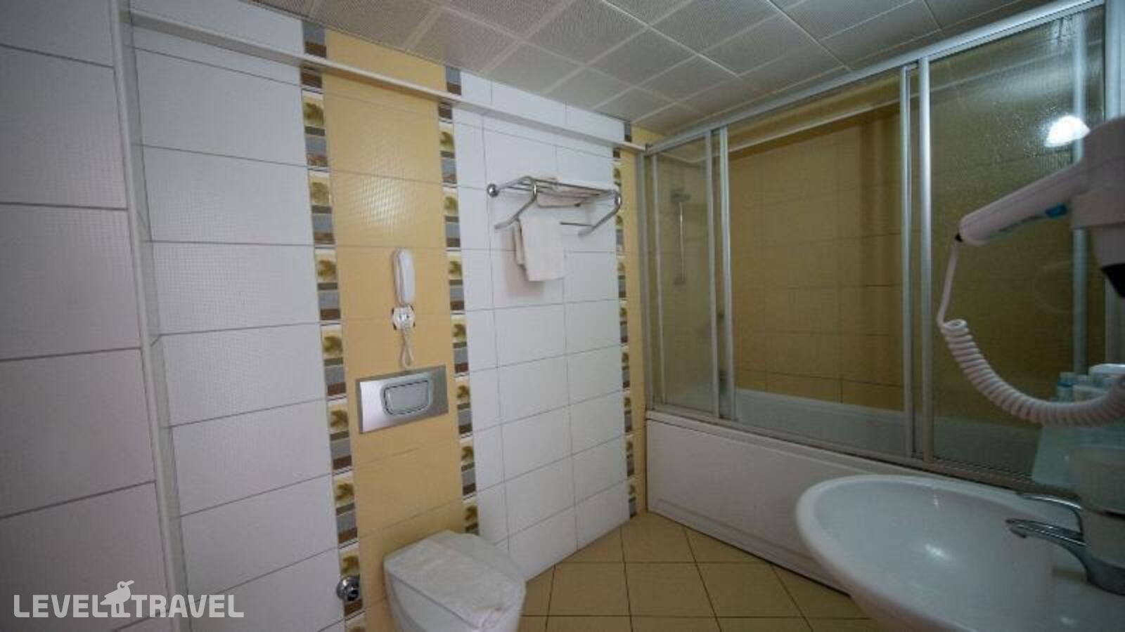 фотографии номера Одноместный номер отеля Cihanturk Hotel в Турция(Мармарис - центр) - фото №3