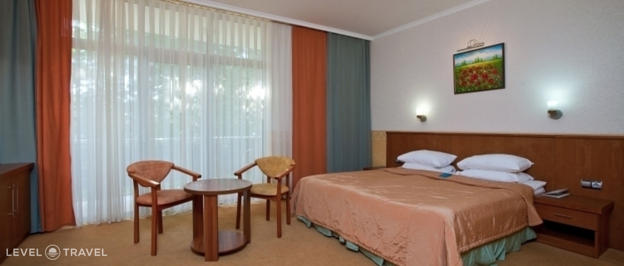 фотографии номера Стандартный номер отеля Приморье Grand Resort Hotel в Россия(Геленджик) - фото №2