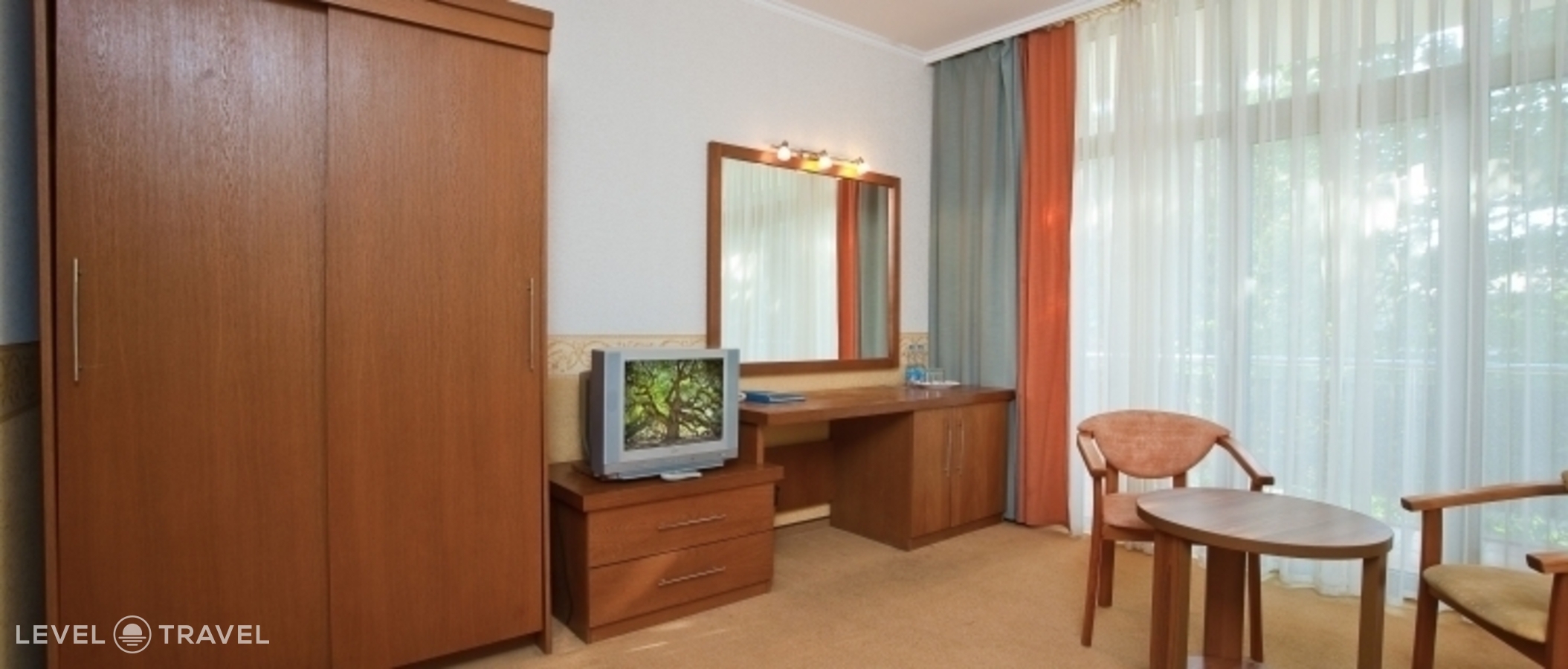 фотографии номера Стандартный номер отеля Приморье Grand Resort Hotel в Россия(Геленджик) - фото №1