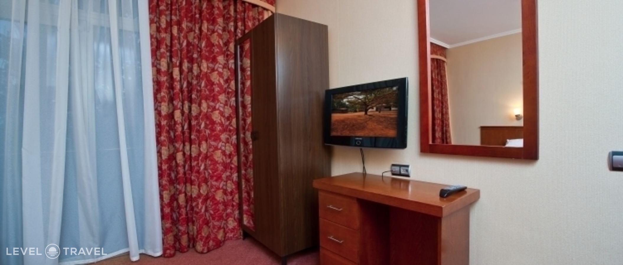 фотографии номера Люкс отеля Приморье Grand Resort Hotel в Россия(Геленджик) - фото №3