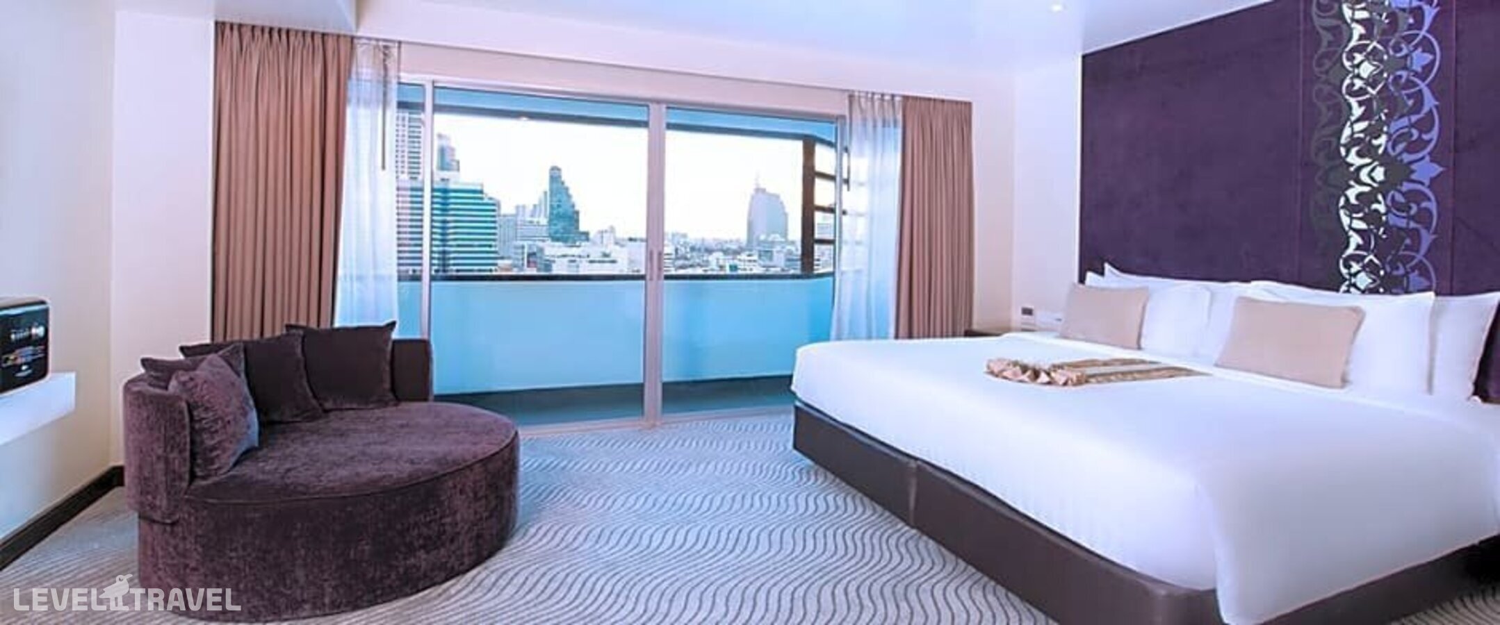 фотографии номера Представительский люкс отеля Furama Silom Hotel в Таиланд(Бангкок) - фото №9
