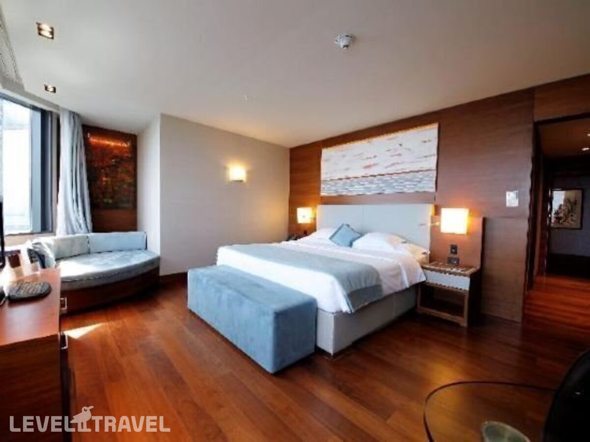фотографии номера Премиум отеля Sheraton Istanbul Atakoy Hotel в Турция(Бакыркёй) - фото №6