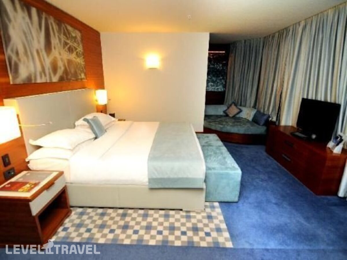 фотографии номера Премиум отеля Sheraton Istanbul Atakoy Hotel в Турция(Бакыркёй) - фото №9