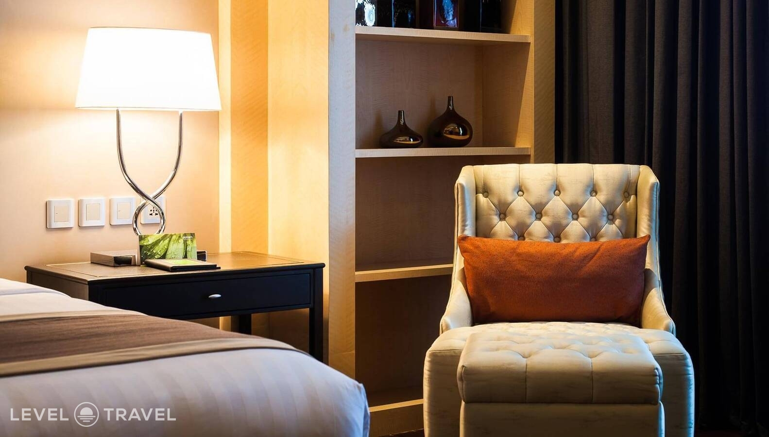 фотографии номера Представительский люкс отеля Amari Watergate Hotel в Таиланд(Бангкок) - фото №1
