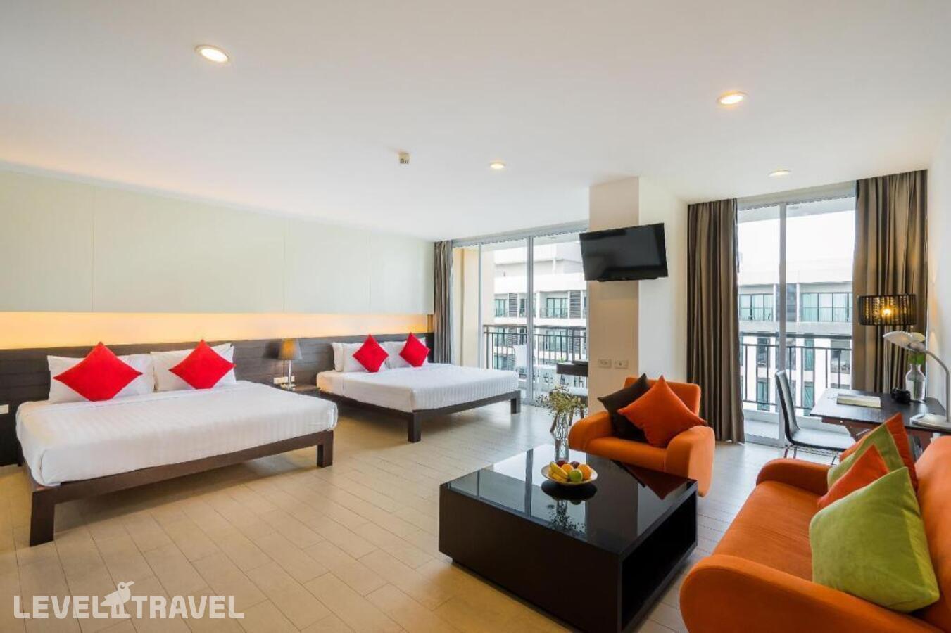 фотографии номера Семейный делюкс отеля Hotel J Pattaya в Таиланд(Центральная Паттайя) - фото №1