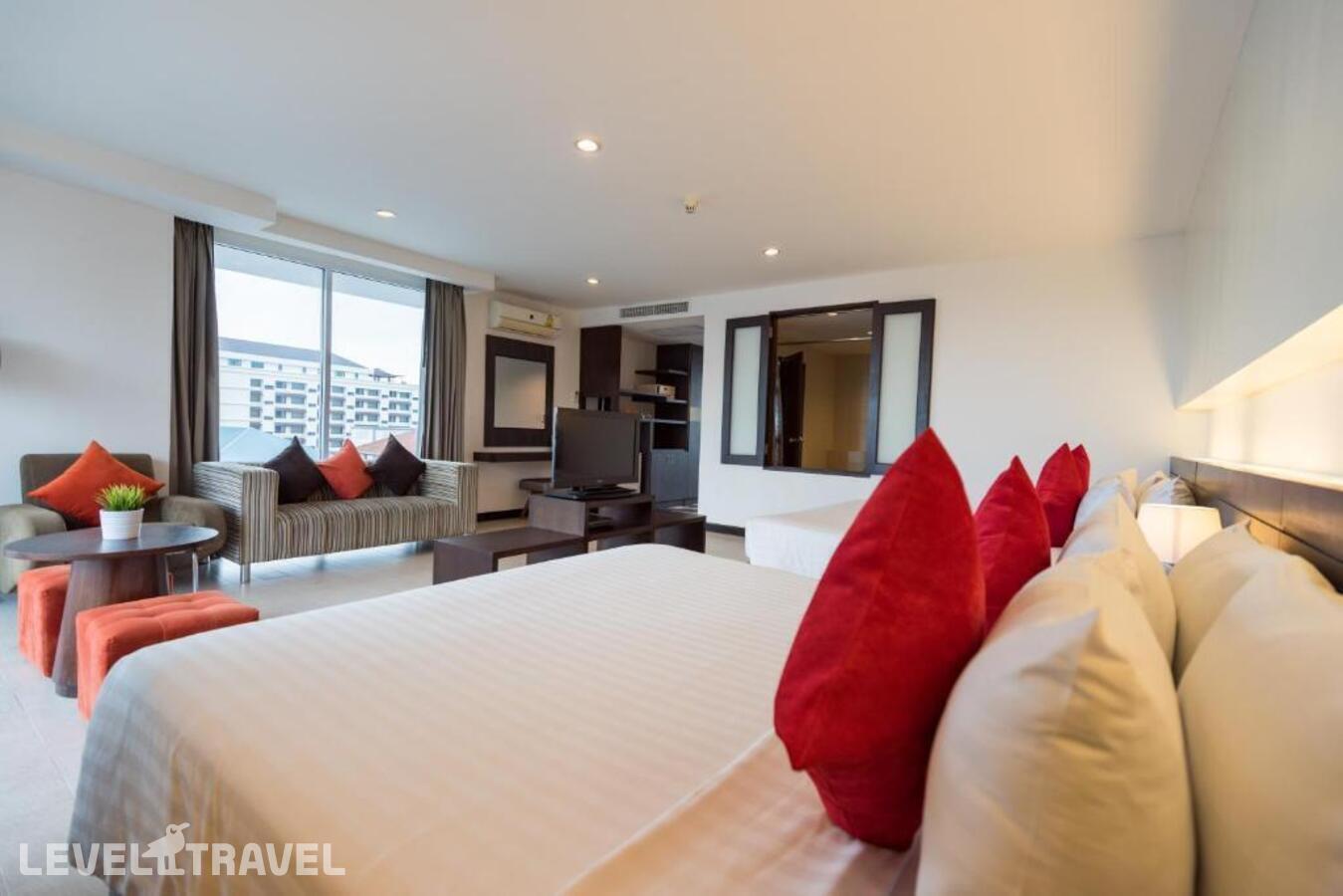 фотографии номера Семейный делюкс отеля Hotel J Pattaya в Таиланд(Центральная Паттайя) - фото №4