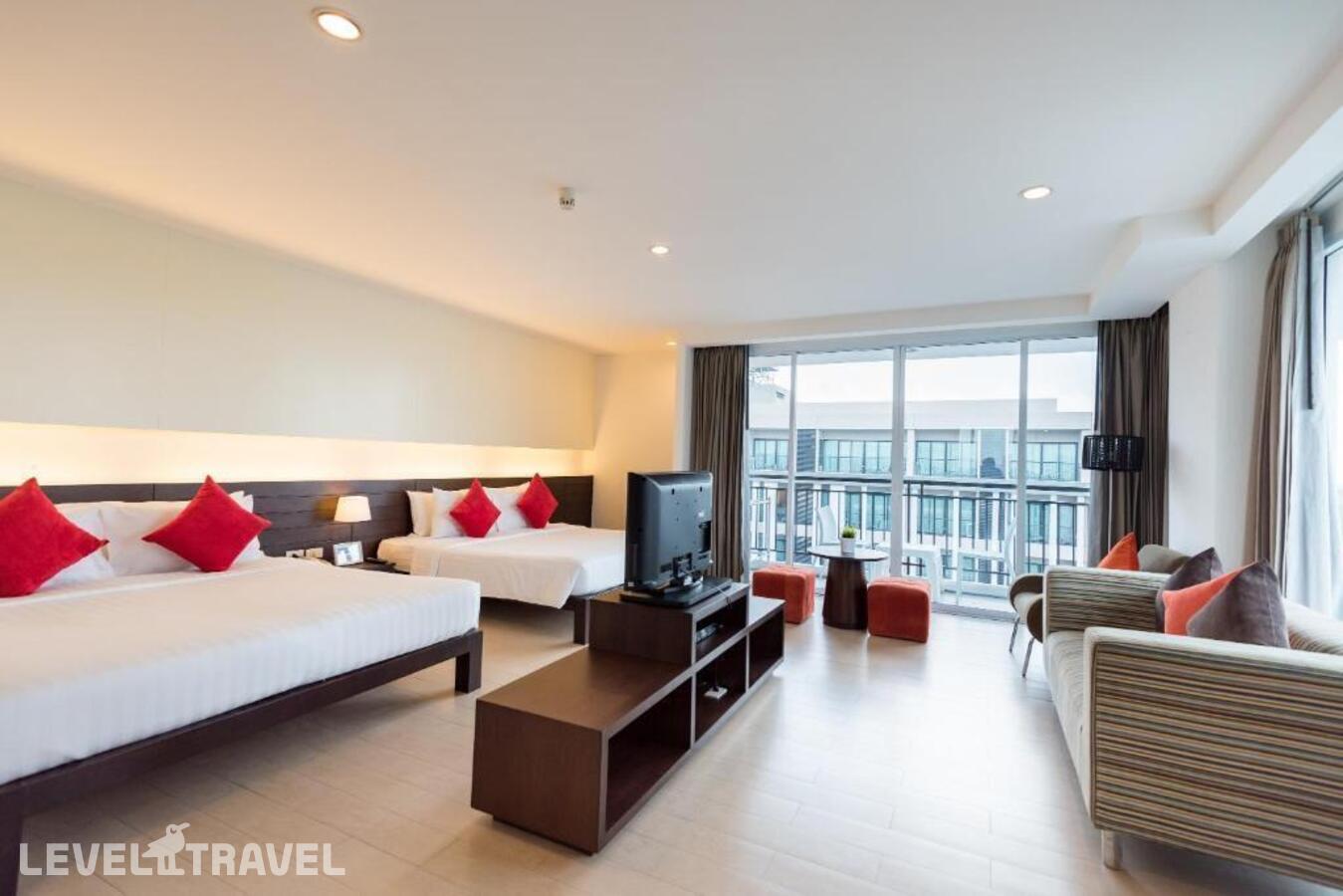 фотографии номера Семейный делюкс отеля Hotel J Pattaya в Таиланд(Центральная Паттайя) - фото №5
