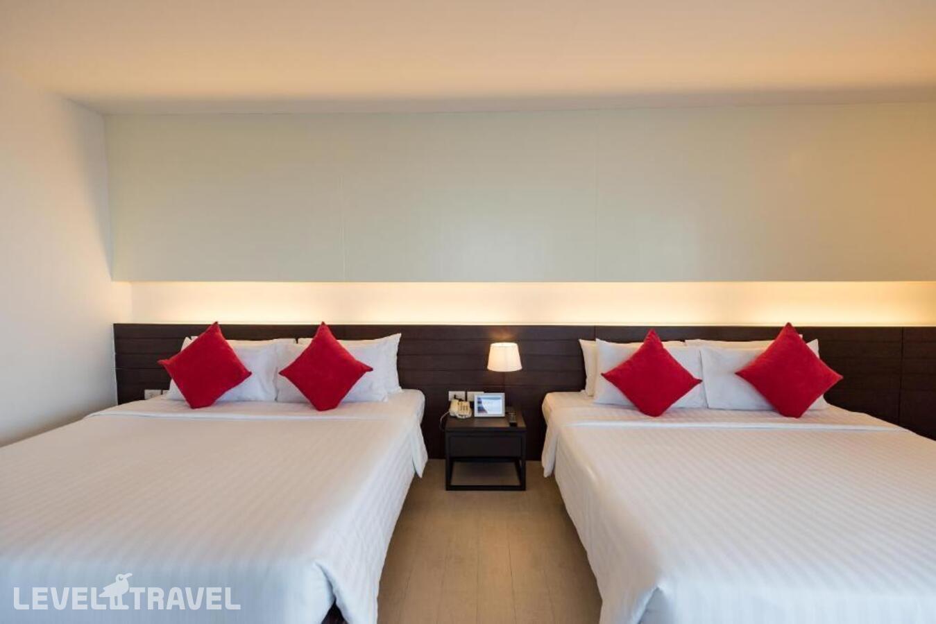фотографии номера Семейный делюкс отеля Hotel J Pattaya в Таиланд(Центральная Паттайя) - фото №8
