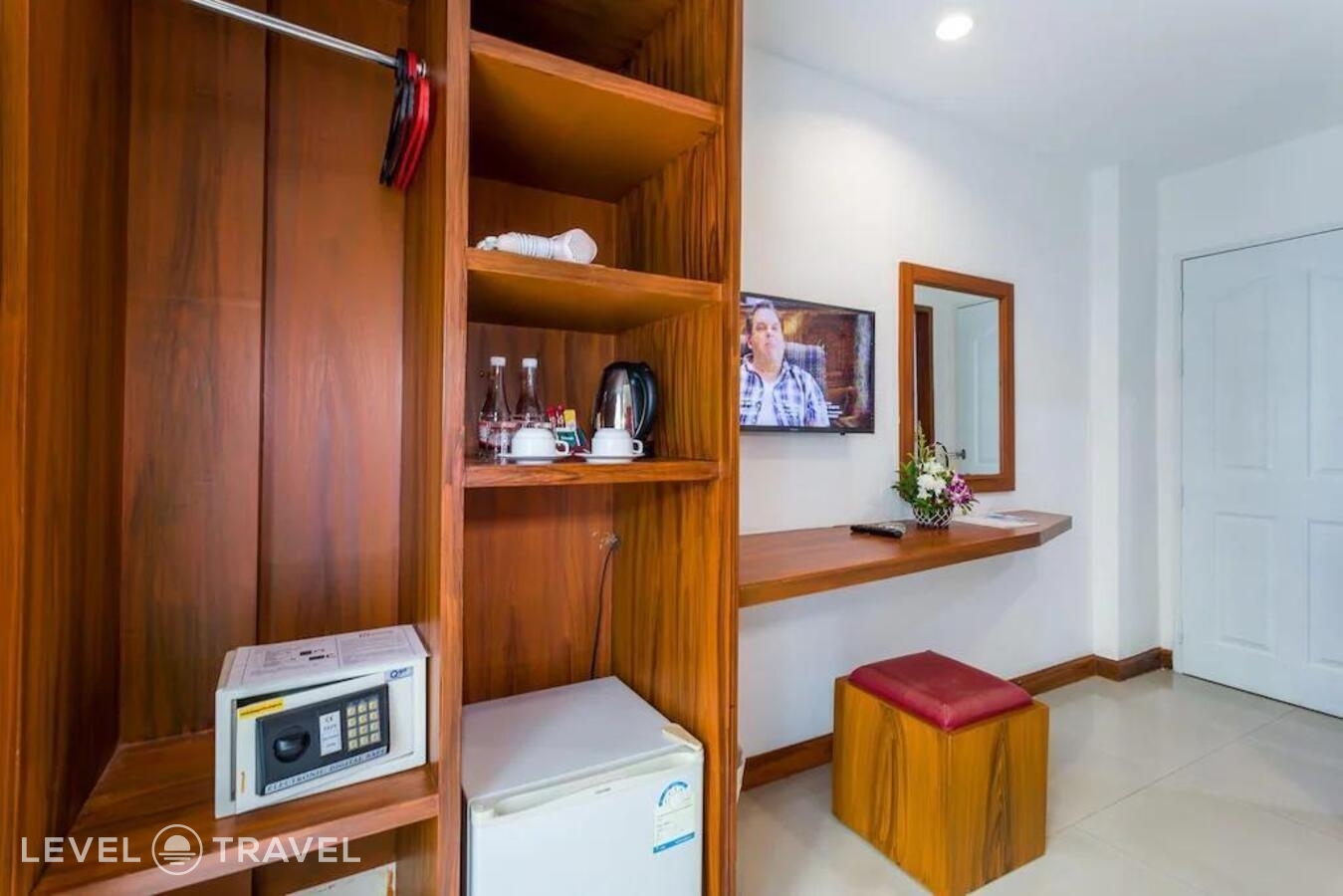 фотографии номера Семейный номер отеля Pj Patong Resortel в Таиланд(Патонг Бич) - фото №8