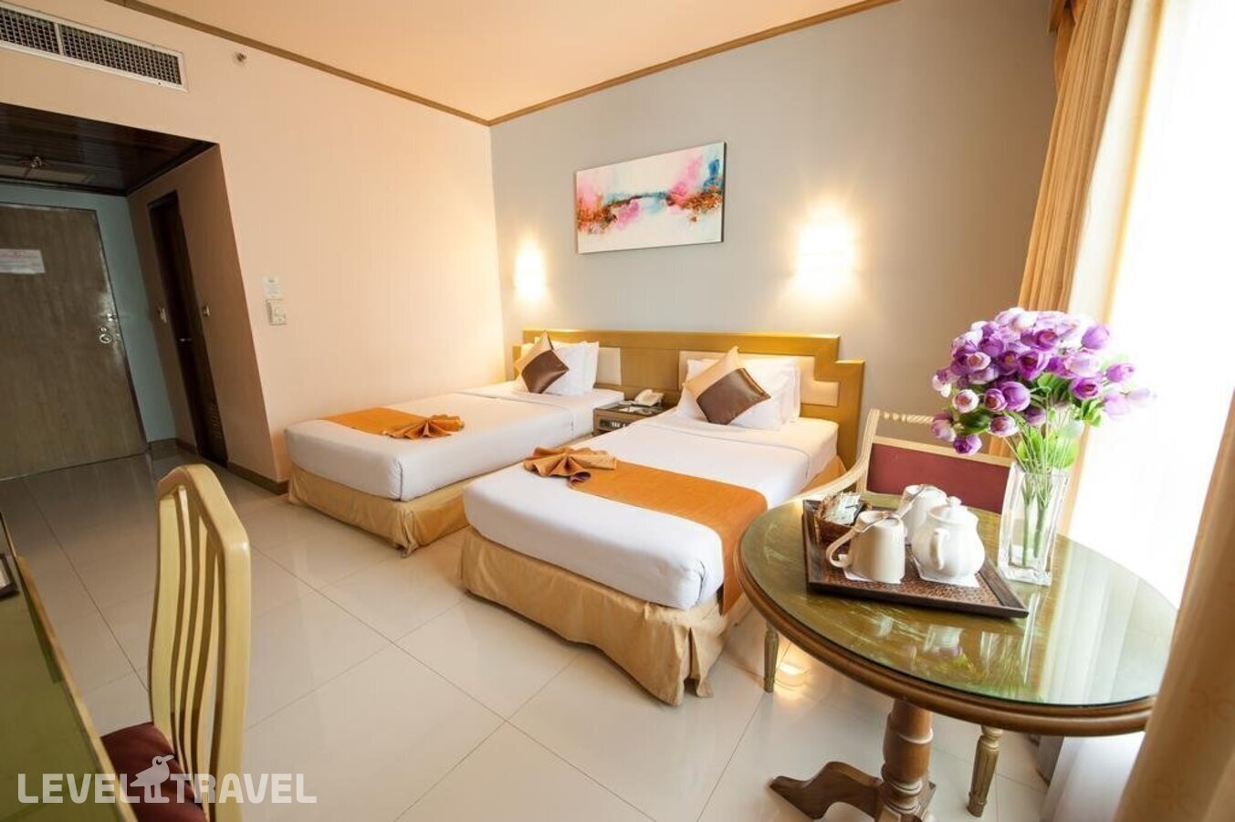 фотографии номера Улучшенный номер отеля Pinnacle Lumpinee Park Hotel в Таиланд(Бангкок) - фото №6