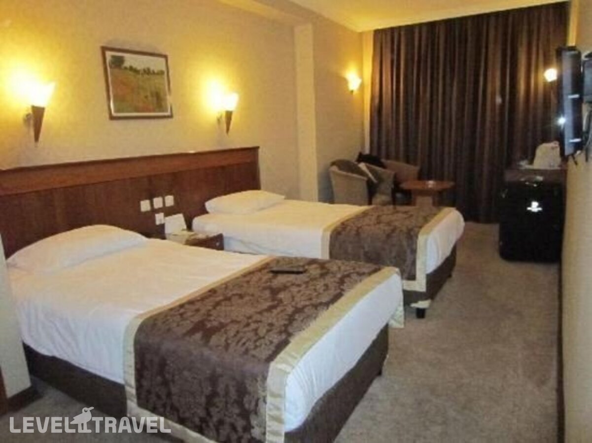 фотографии номера Стандартный номер отеля Lion Hotel в Турция(Бейоглу) - фото №32