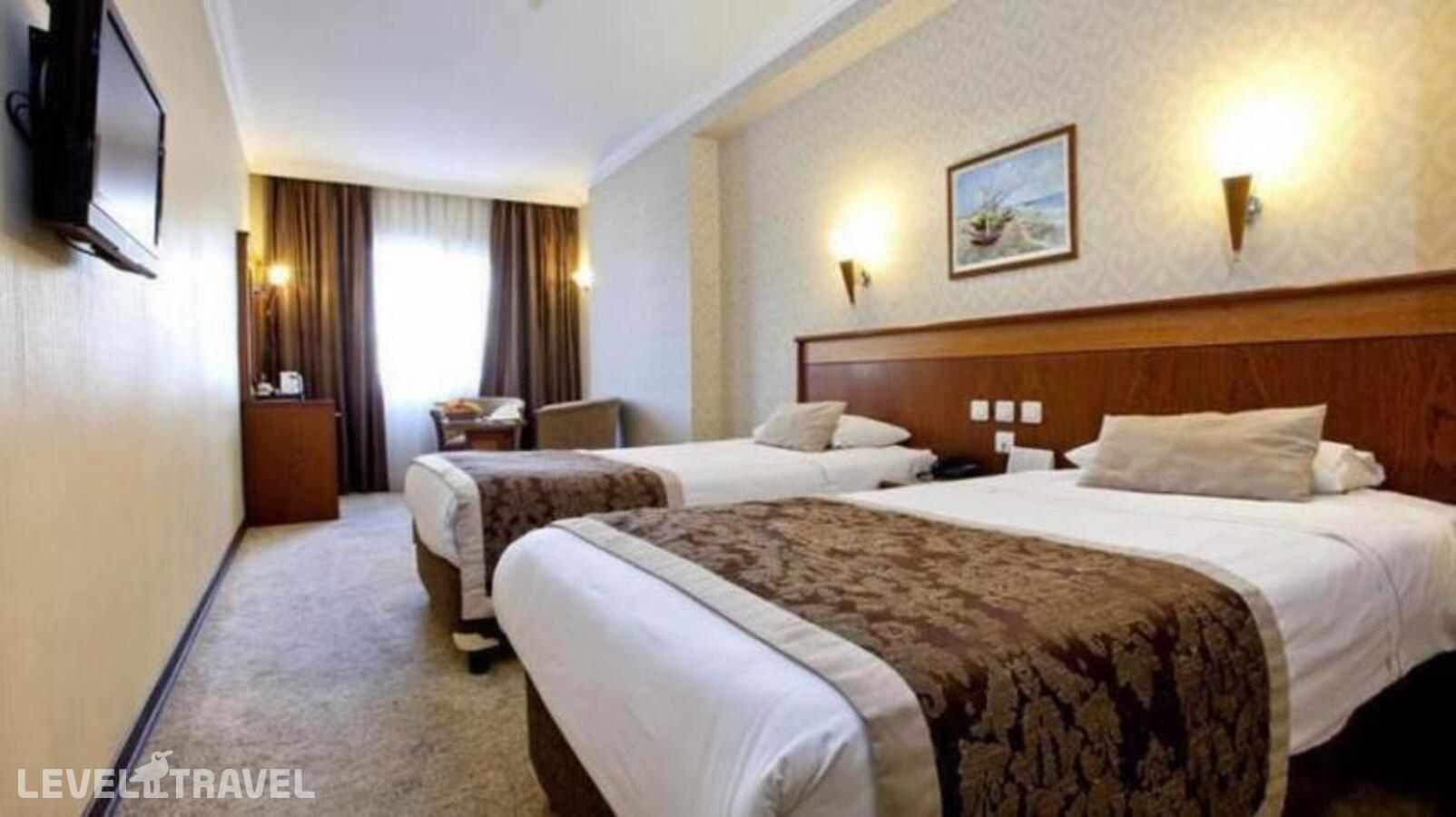 фотографии номера Стандартный номер отеля Lion Hotel в Турция(Бейоглу) - фото №117