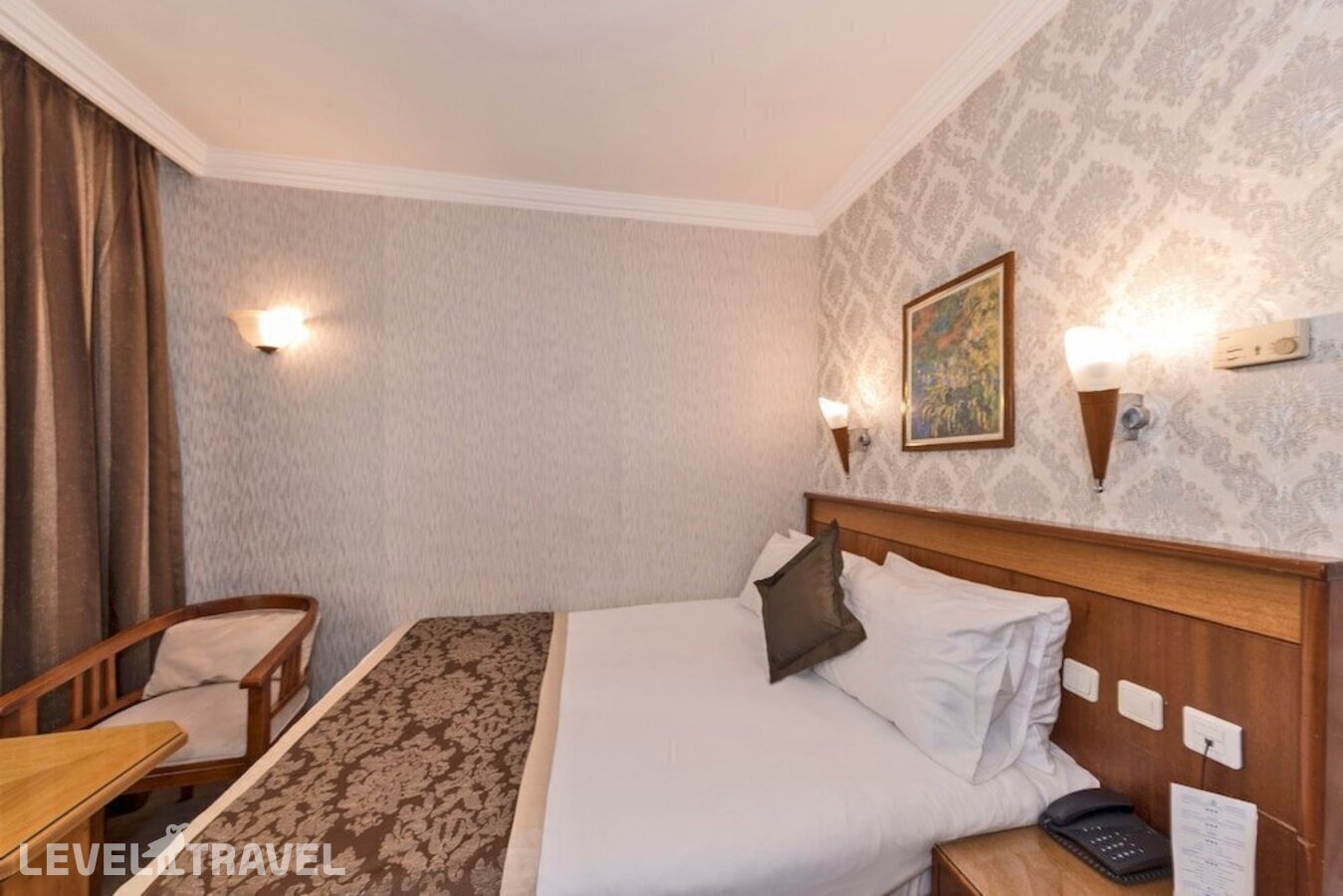 фотографии номера Стандартный номер отеля Lion Hotel в Турция(Бейоглу) - фото №17