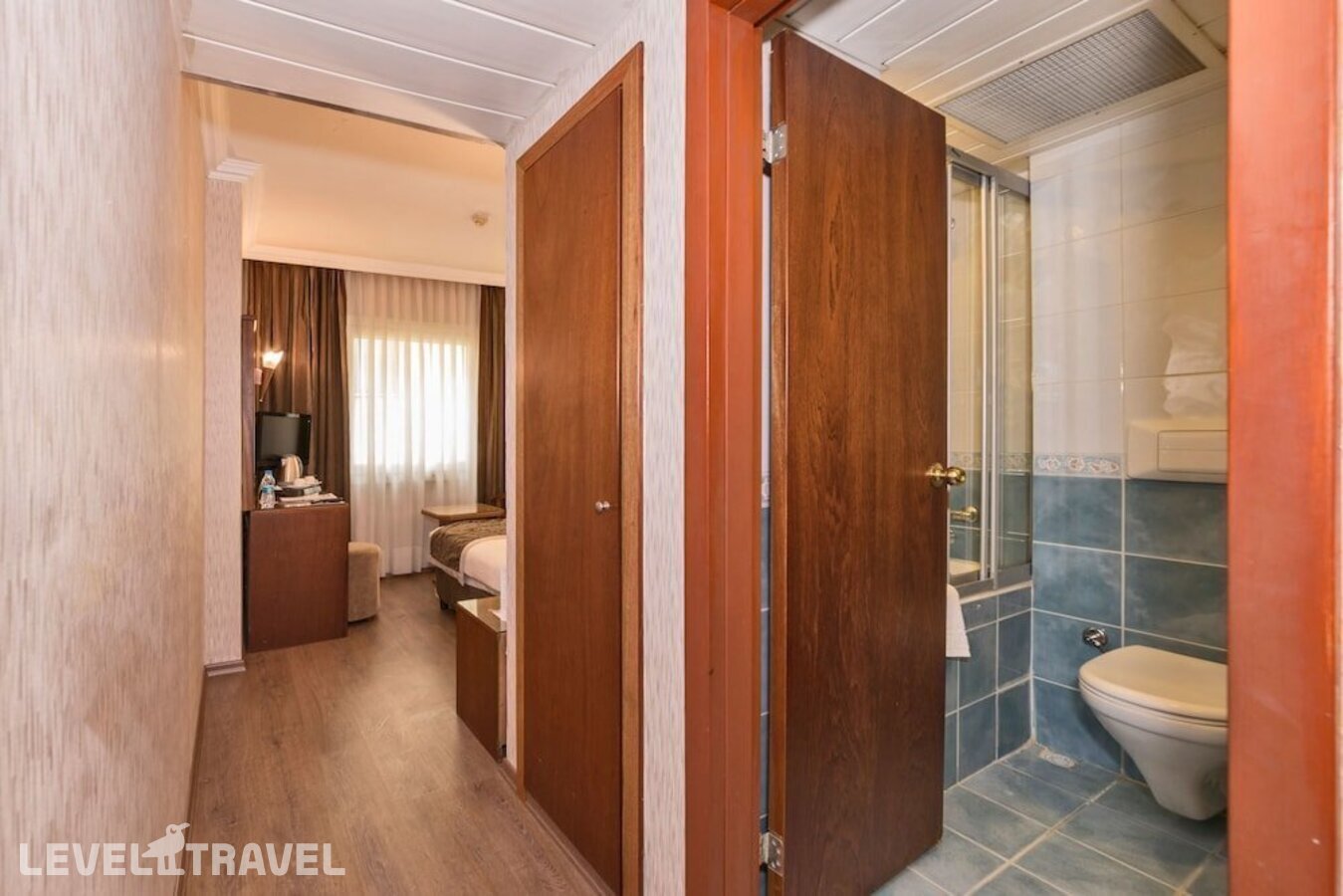 фотографии номера Стандартный номер отеля Lion Hotel в Турция(Бейоглу) - фото №101