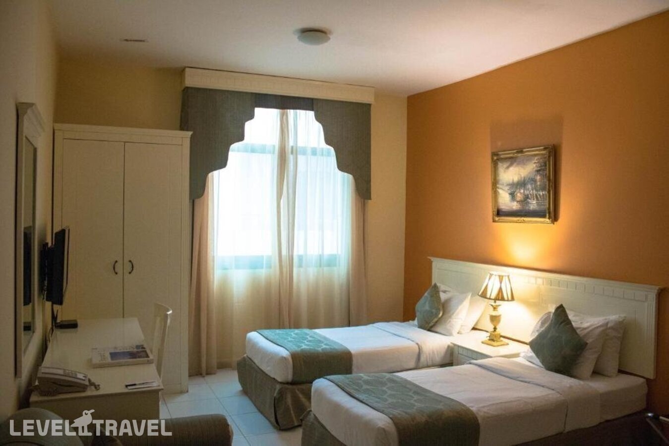 фотографии номера Люкс отеля Al Maha Regency Suites в ОАЭ(Шарджа) - фото №14