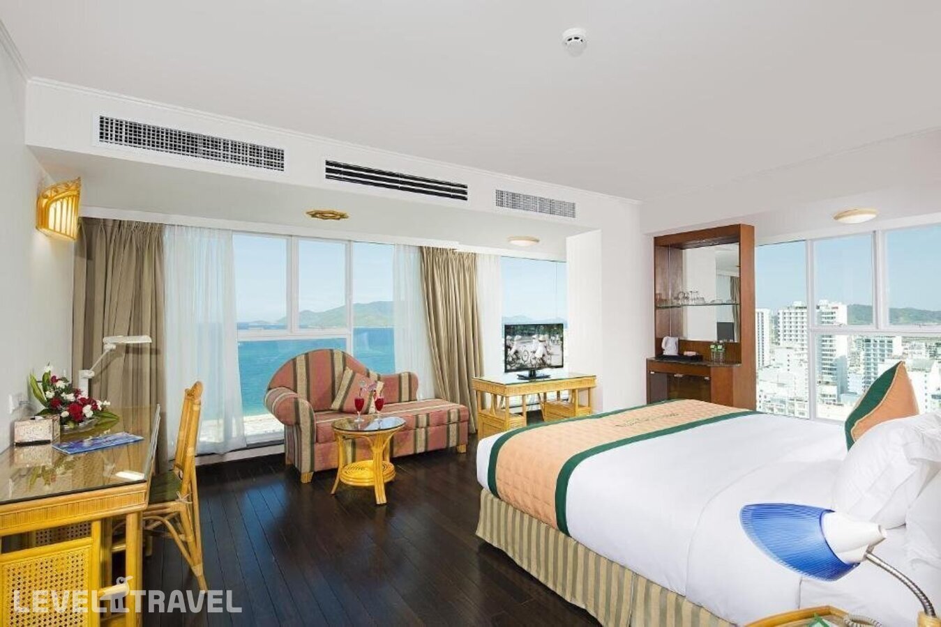 фотографии номера Люкс отеля Green World Hotel в Вьетнам(Нячанг) - фото №1