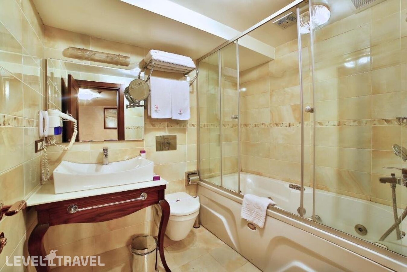 фотографии номера Улучшенный номер отеля Amethyst Hotel в Турция(Фатих) - фото №3
