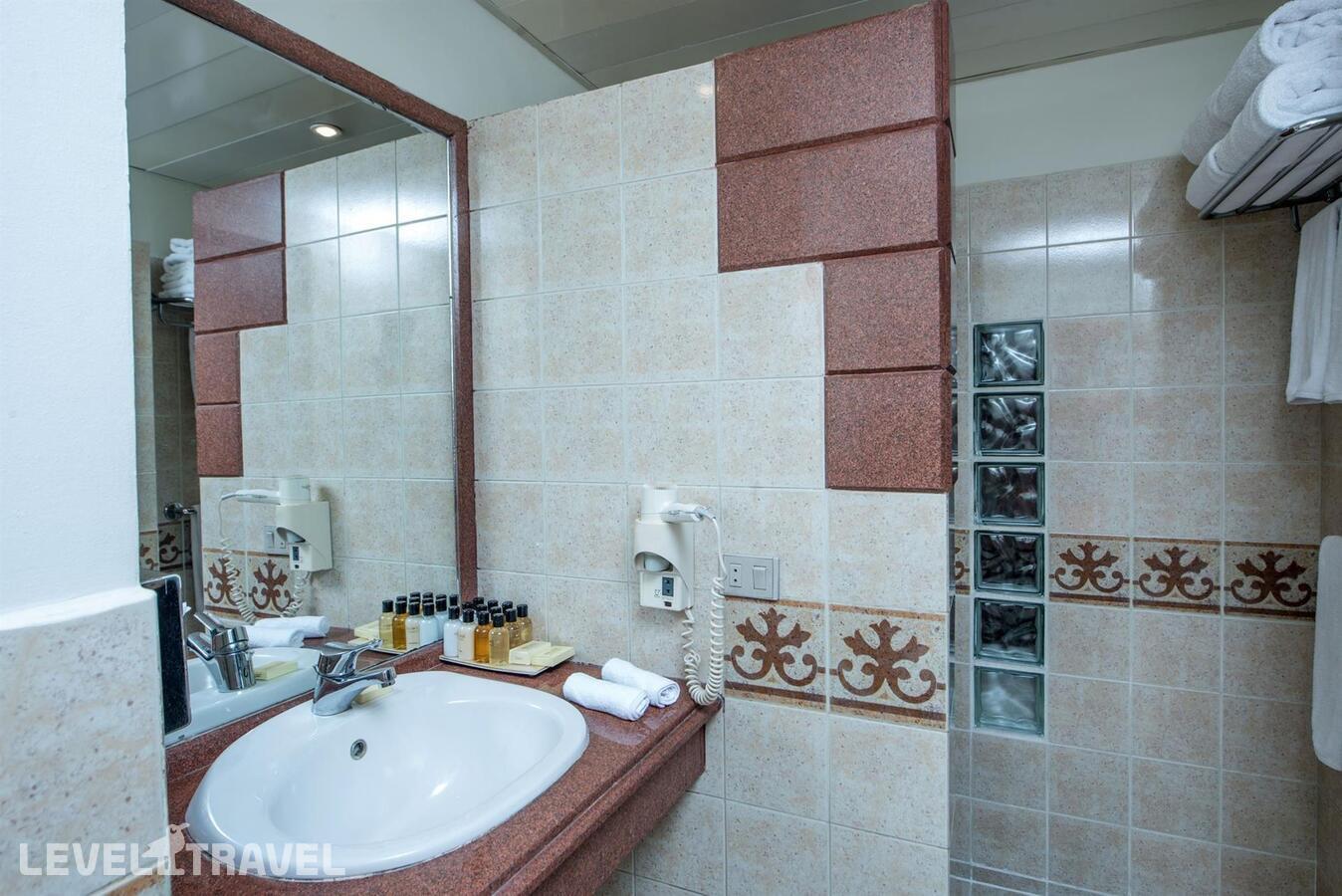 фотографии номера Привилегированный номер отеля Reef Oasis Beach Resort в Египет(Рас-Ум-Эль-Сид) - фото №4