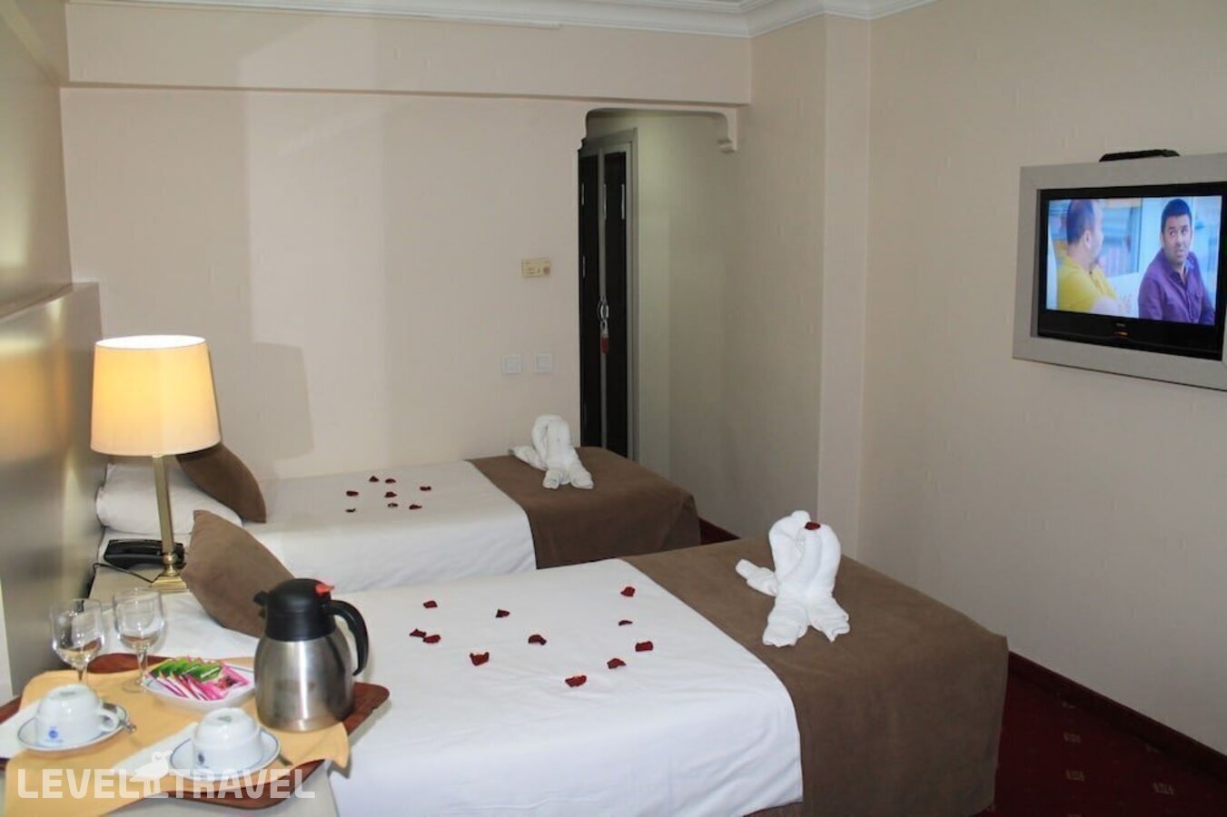 фотографии номера Одноместный номер отеля Buyuk Sahinler Hotel в Турция(Фатих) - фото №11