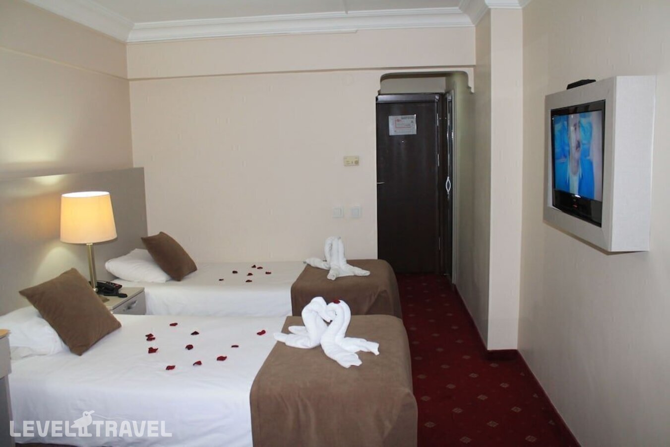 фотографии номера Одноместный номер отеля Buyuk Sahinler Hotel в Турция(Фатих) - фото №9