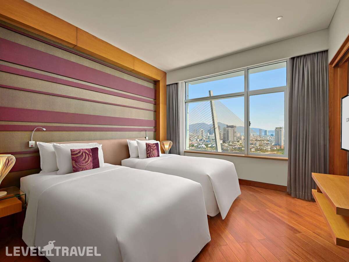 фотографии номера Представительский люкс отеля Grand Mercure Danang Hotel в Вьетнам(Дананг) - фото №1