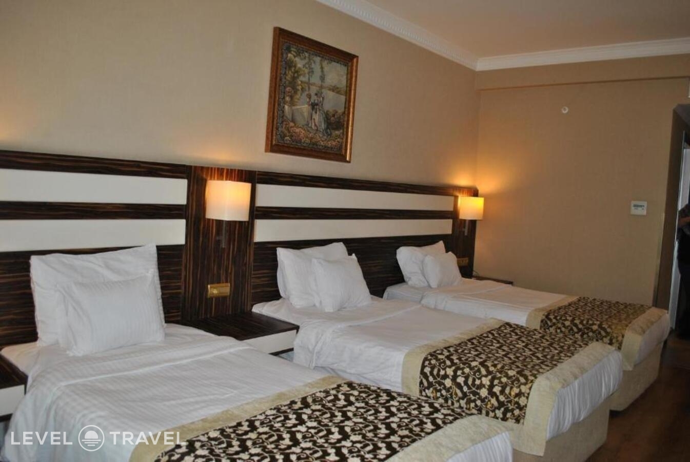 фотографии номера Трехместный номер отеля Akgun Hotel Beyazit в Турция(Фатих) - фото №10
