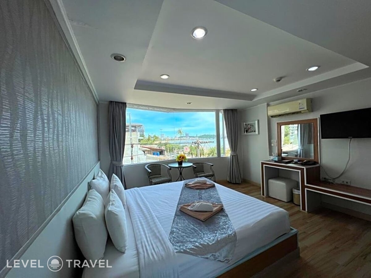фотографии номера Делюкс отеля The Beach Front Resort в Таиланд(Центральная Паттайя) - фото №2