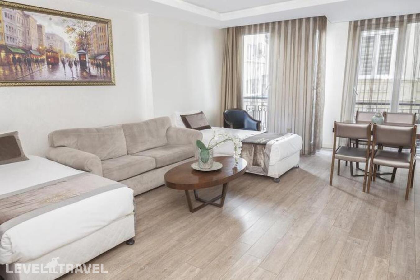 фотографии номера Семейный люкс отеля Orka Taksim Suites & Hotel (ex.Suiteness Taksim Hotel) в Турция(Бейоглу) - фото №2