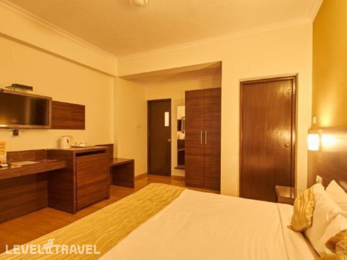 фотографии номера Стандартный номер отеля The Hawaii Comforts Hotel в Индия(Дона Паула) - фото №2