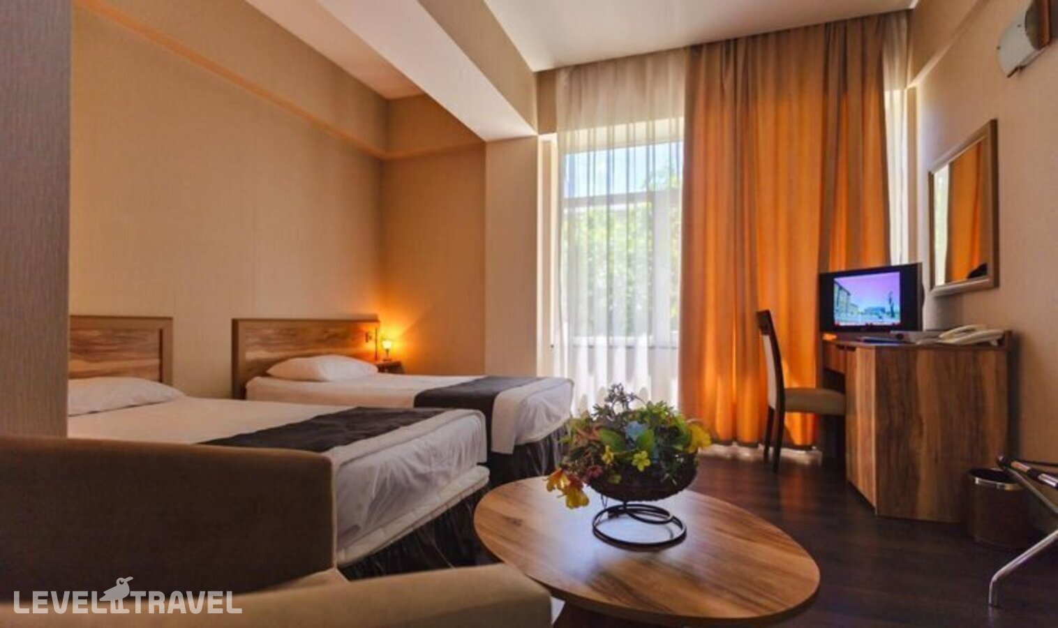 фотографии номера Стандартный (две односпальные кровати) отеля Diplomat Hotel в Азербайджан(Баку) - фото №7