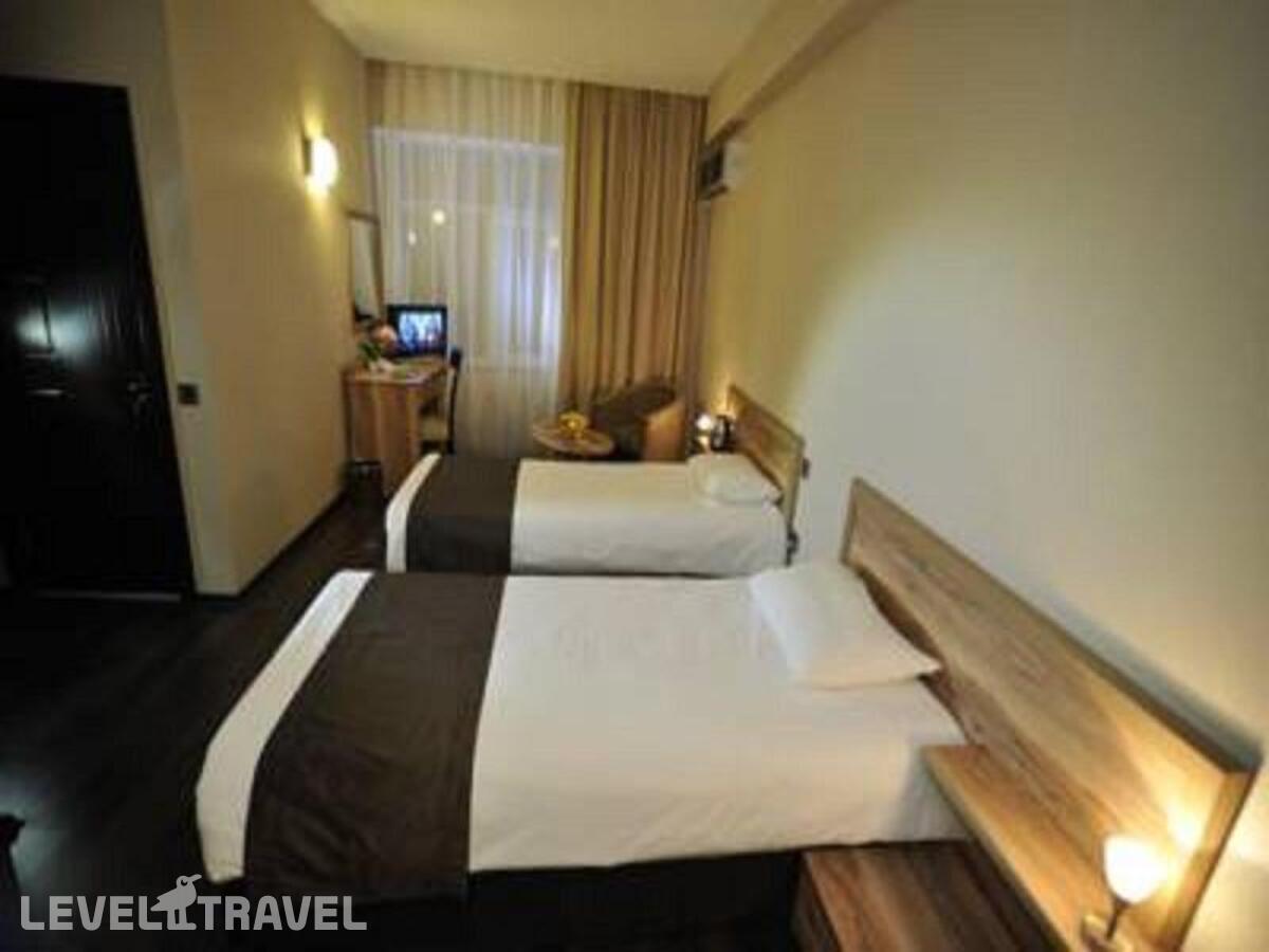 фотографии номера Стандартный (две односпальные кровати) отеля Diplomat Hotel в Азербайджан(Баку) - фото №30