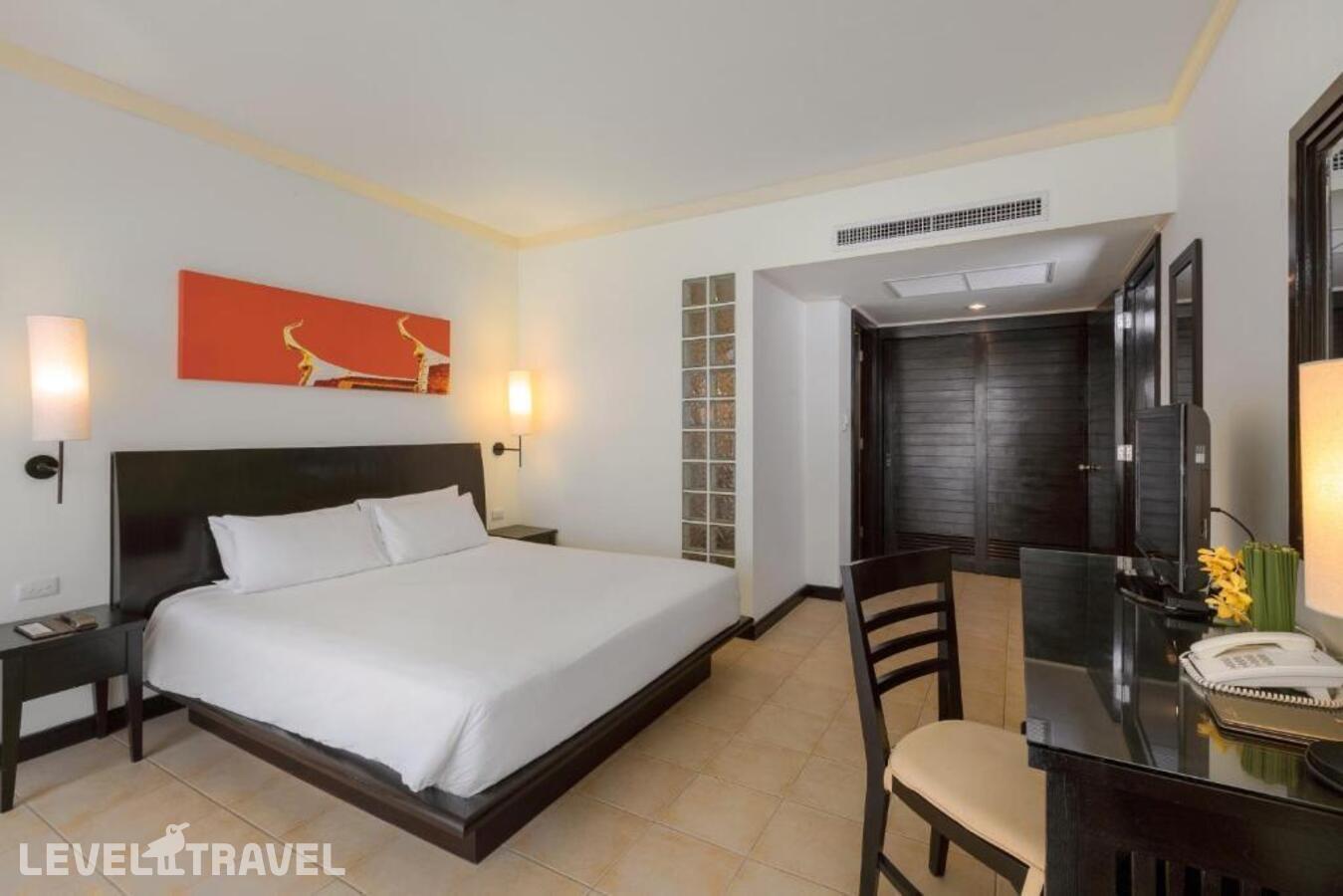 фотографии номера Люкс Премиум с видом на сад отеля Centara Kata Resort Phuket в Таиланд(Ката Бич) - фото №2